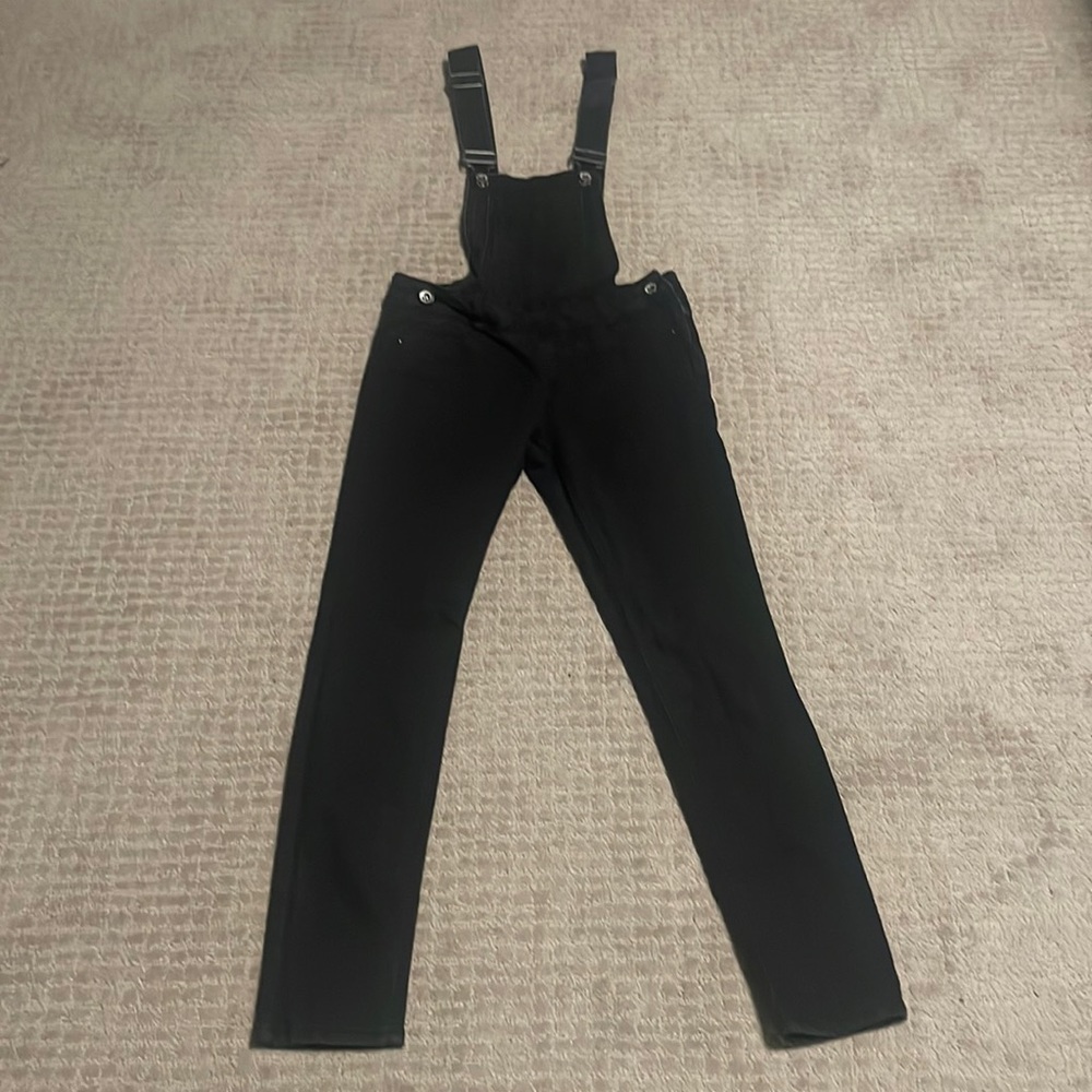 A black overall 🖤